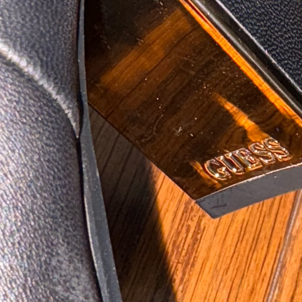 GUESS Elandre boots - Picture 6 of 11